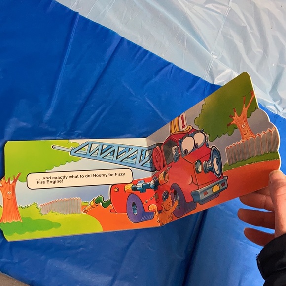 “Fizzy Fire Engine” board book kids - Picture 10 of 10